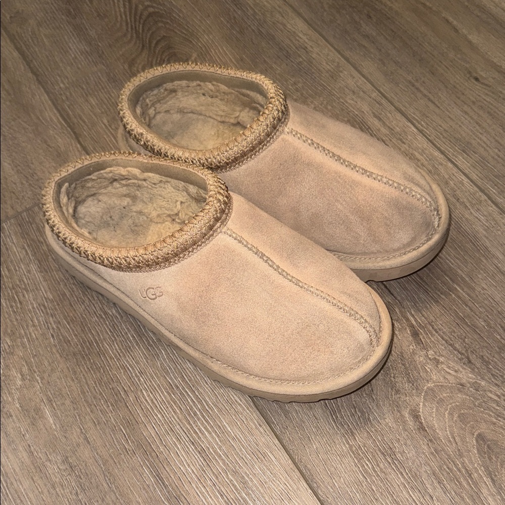 UGG Womens Tasman Slipper